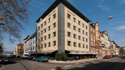 Qube Hotel Bergheim