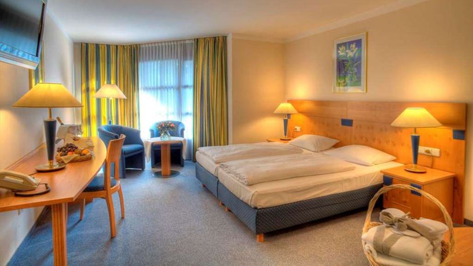 Schmelmer Hof Hotel Room