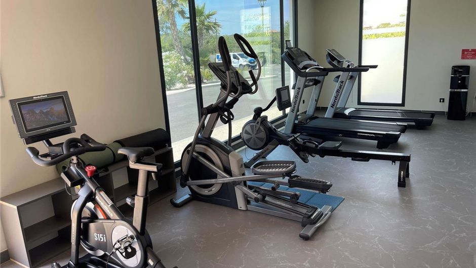 Ibis Marseille Marignane Technopole Health