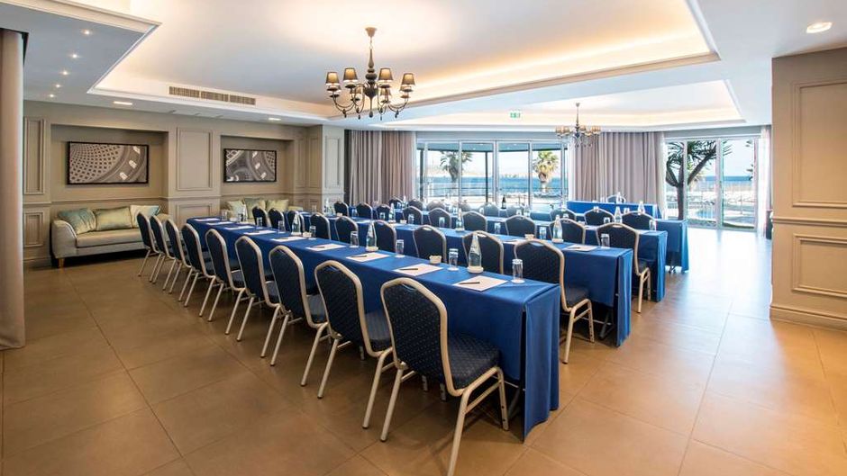 Doubletree by Hilton Malta Meeting