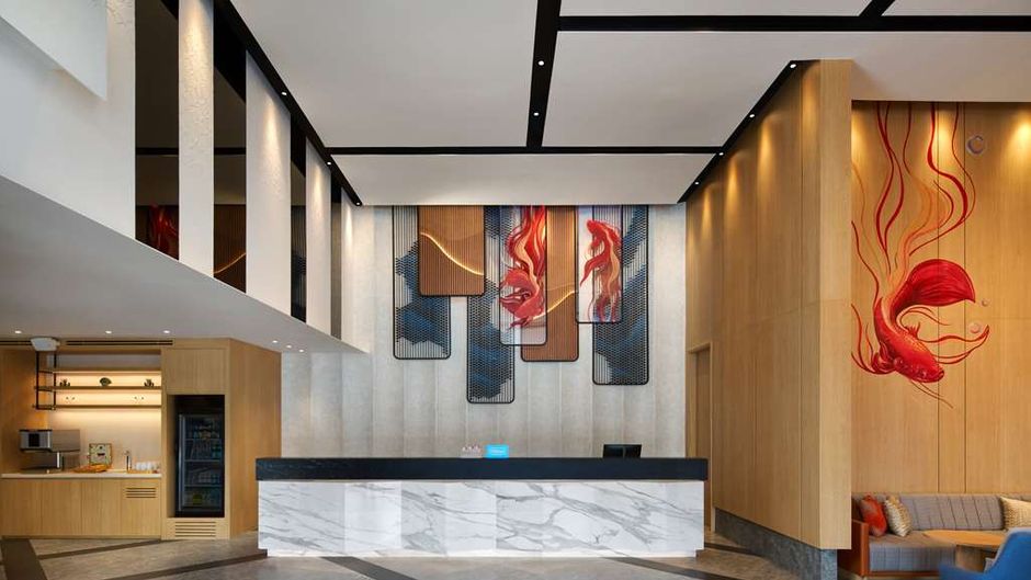 Hilton Garden Inn Bangkok Riverside Lobby
