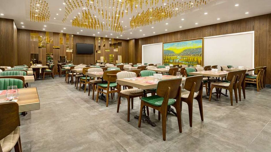 Ramada by Wyndham Istanbul Umraniye Restaurant