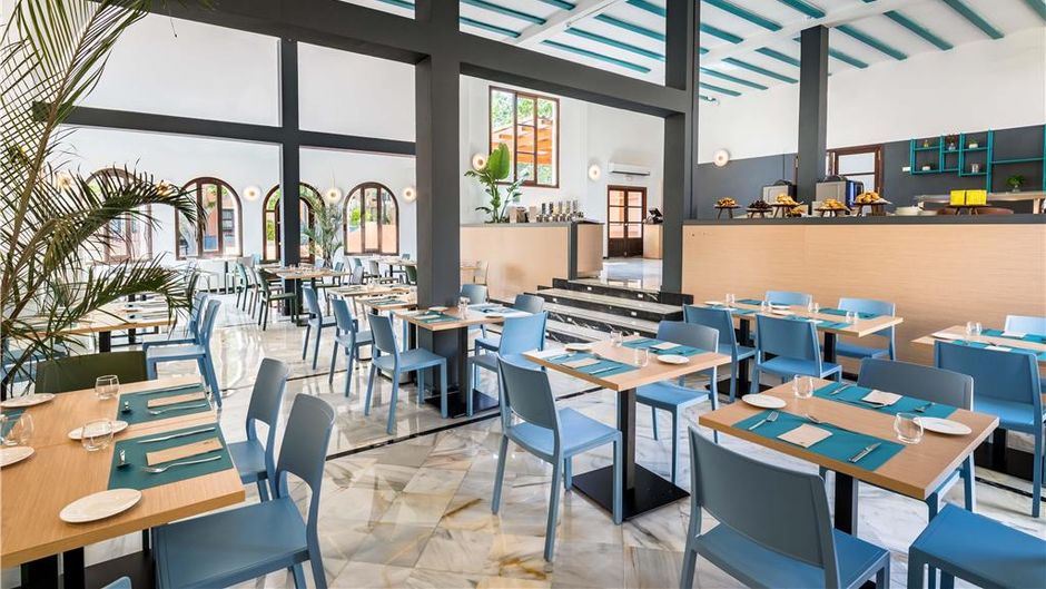 Occidental Pueblo Acantilado Restaurant