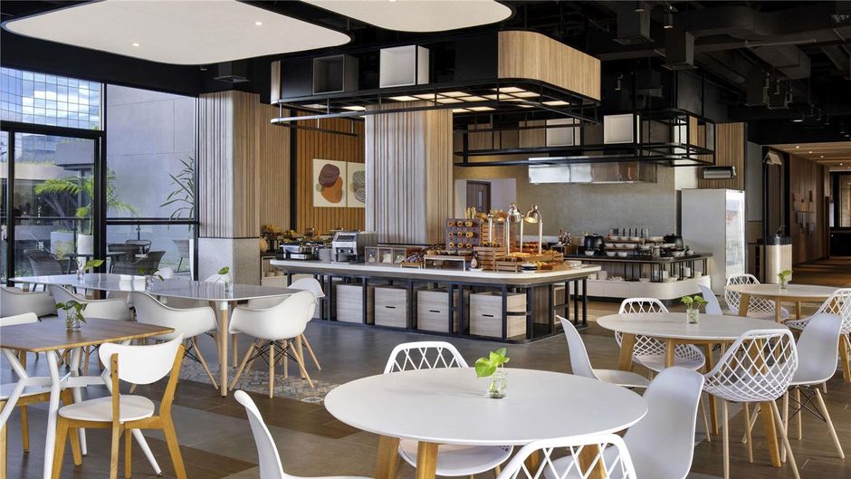 Ibis Yogyakarta Intl Airport Kulon Progo Restaurant