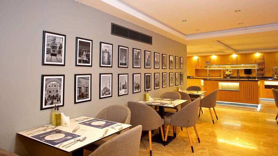 Days Inn by Wyndham Istanbul Arnavutkoy Restaurant