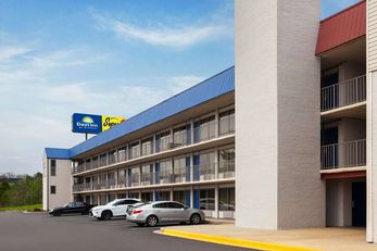 Days Inn by Wyndham Baltimore Northwest