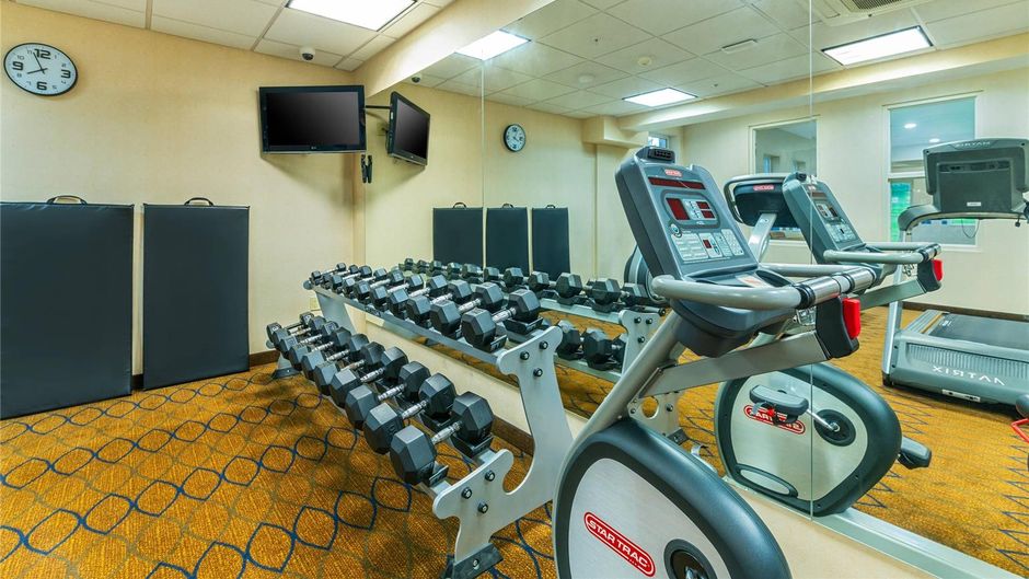 Comfort Inn and Suites Kincardine Health