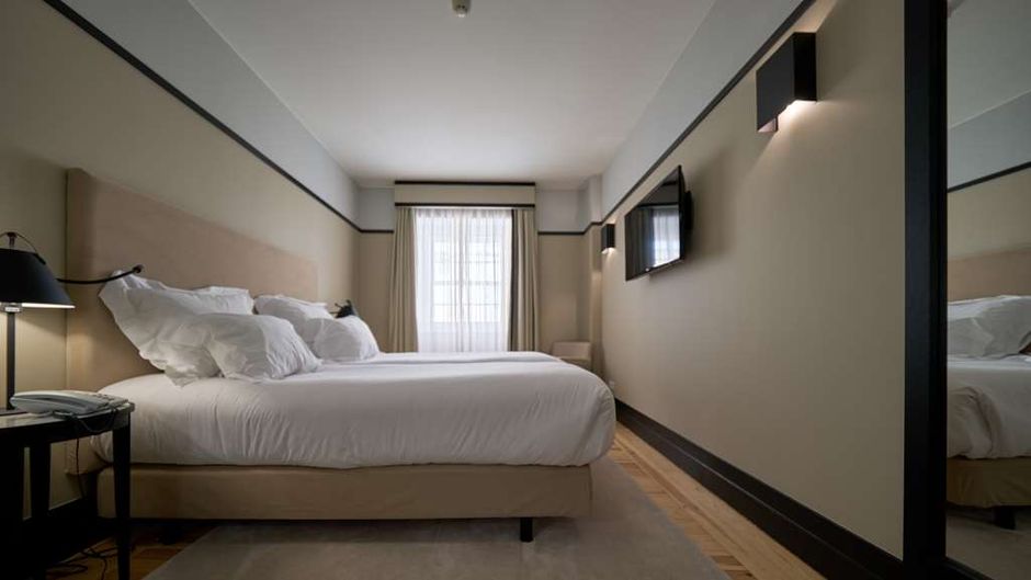 Palacio da Lousa Boutique Hotel Room