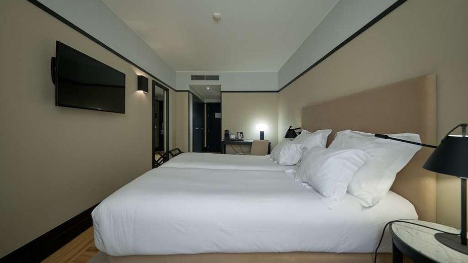 Palacio da Lousa Boutique Hotel Room