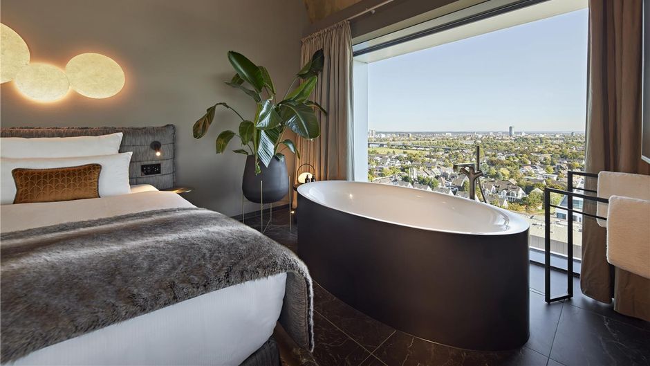 Lindner Hotel Duesseldorf Seestern Suite