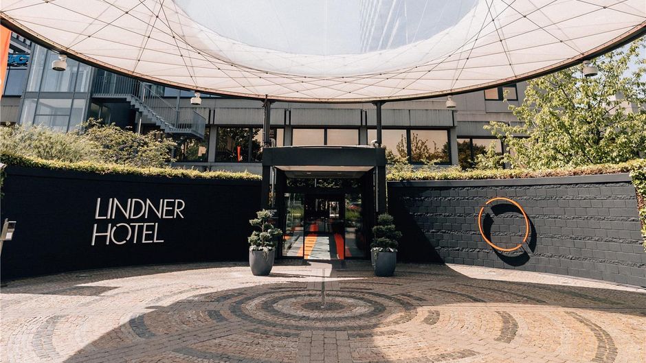 Lindner Hotel Duesseldorf Seestern Exterior