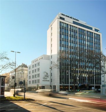 me and all hotel dusseldorf