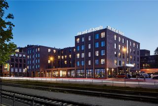 me and all hotel kiel