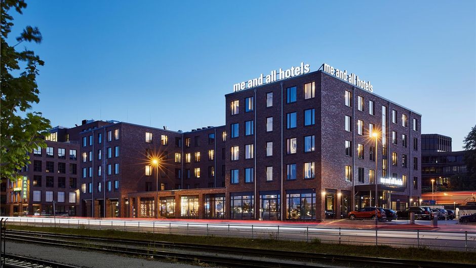 me and all hotel kiel Exterior