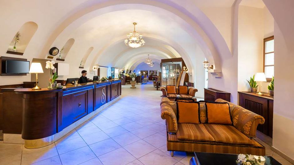 Lindner Hotel Prague Castle Lobby
