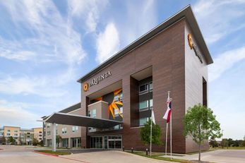 La Quinta Inn & Suites Austin Parmer