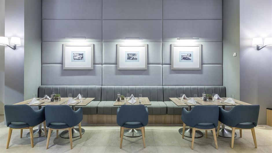 Hilton Surfers Paradise Residences Restaurant