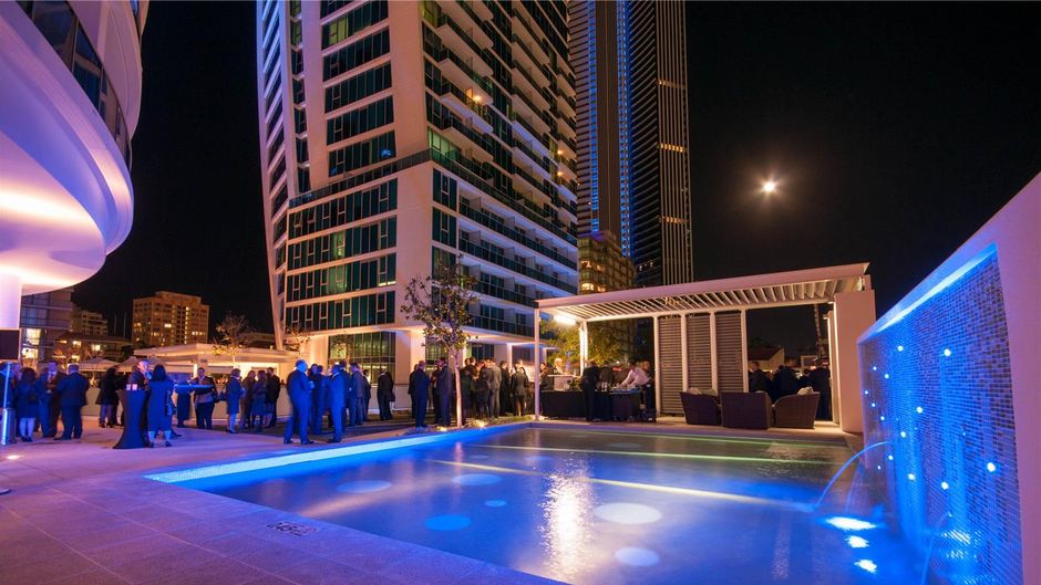 Hilton Surfers Paradise Residences Pool