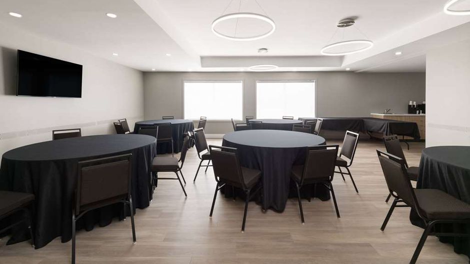 Microtel by Wyndham Lachute Meeting