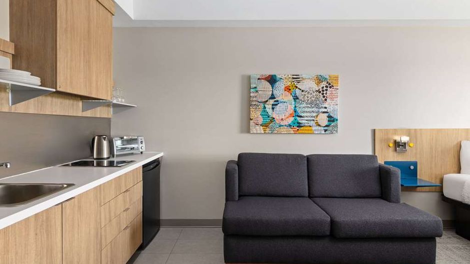 Microtel by Wyndham Lachute Suite