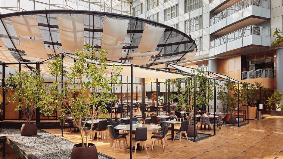 Atrium Hotel & Conference Ctr by Penta Lobby