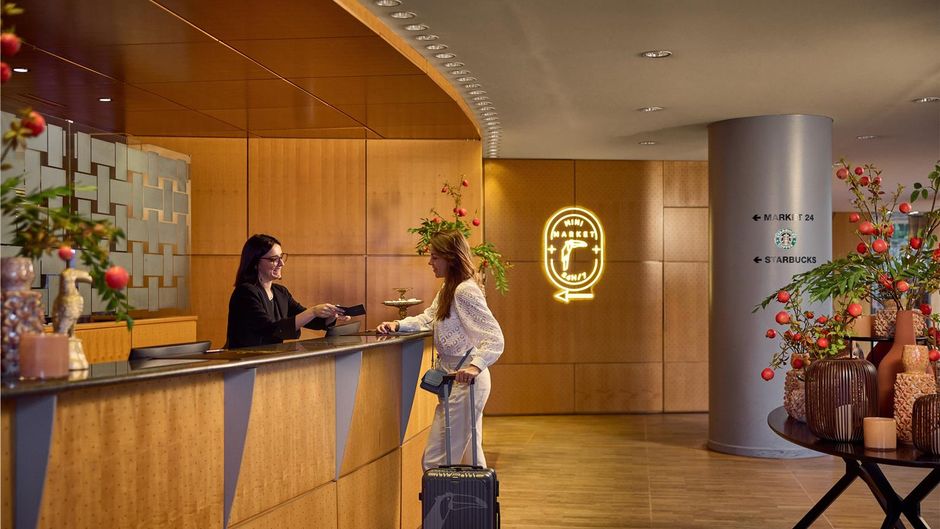 Atrium Hotel & Conference Ctr by Penta Lobby