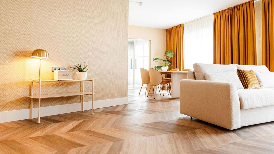 Atrium Hotel & Conference Ctr by Penta Suite
