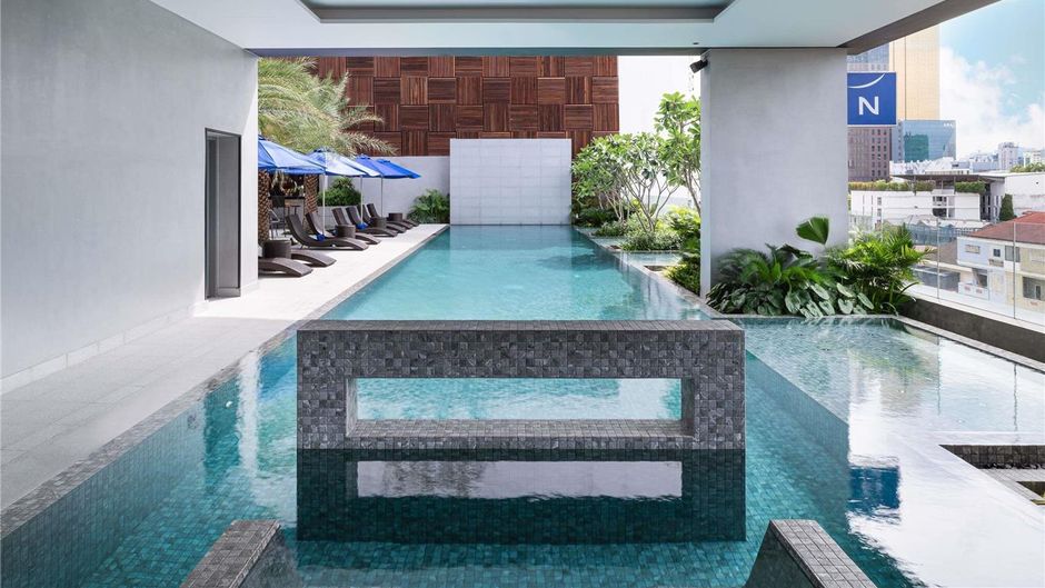 Novotel Phnom Penh BKK 1 Pool