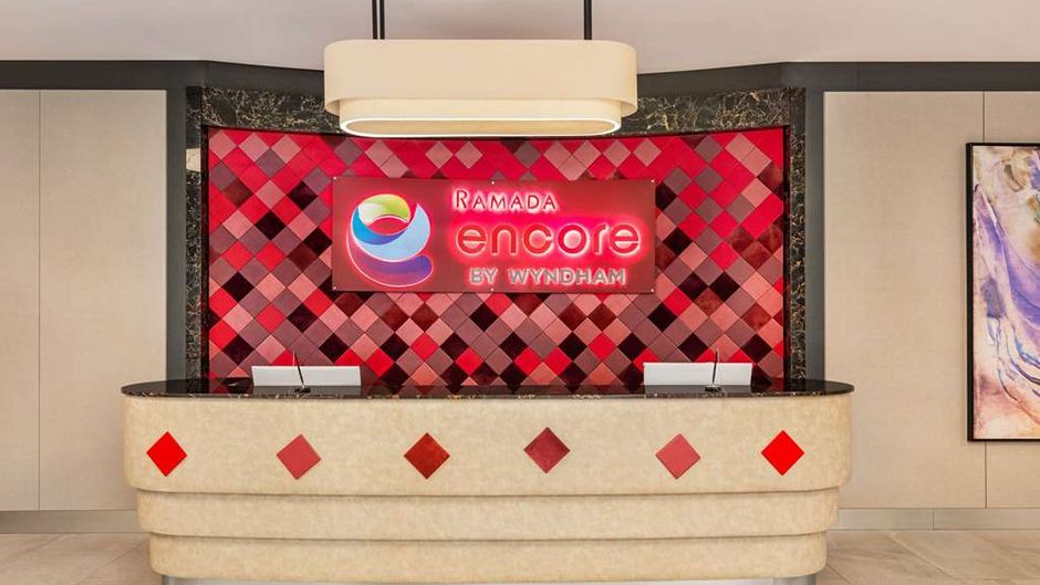 Ramada Encore Wyndham Al Khobar Corniche Lobby