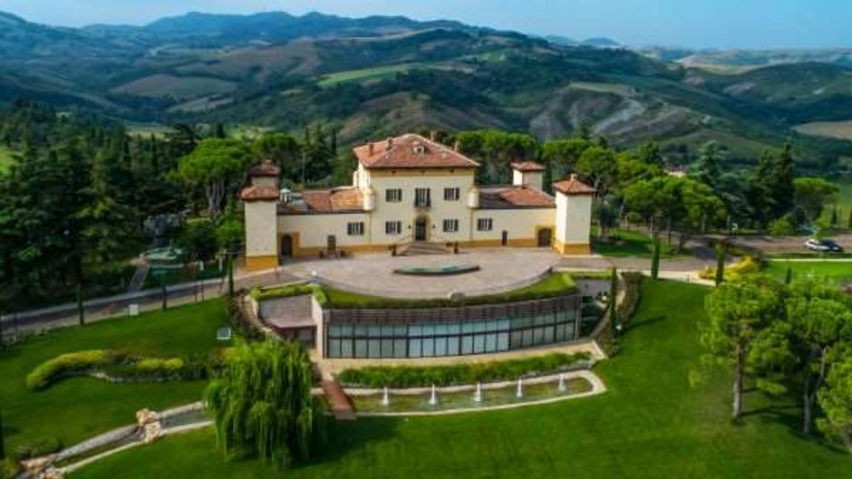 Palazzo di Varignana Resort Exterior