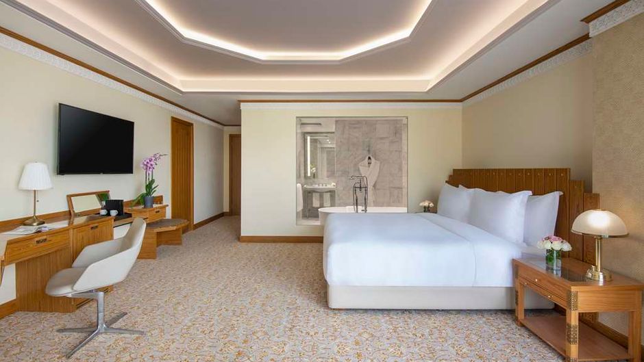 NH Collection Oasis Doha Hotel Room