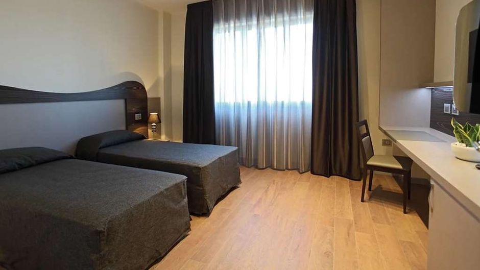 Grand Hotel Forli Room