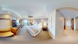 <b>Outrigger Kaanapali Beach Resort Room</b>. Virtual Tours powered by <a href="https://iceportal.shijigroup.com/" title="IcePortal" target="_blank">IcePortal</a>.