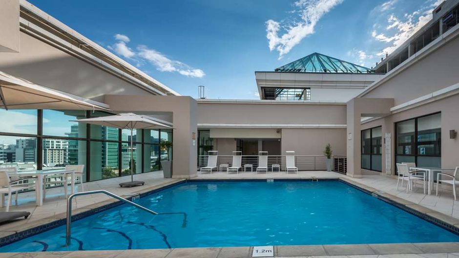 Southern Sun Sandton Pool