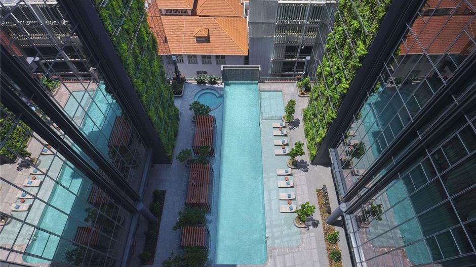 Pullman Singapore Hill Street Pool