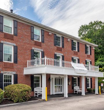 MainStay Suites