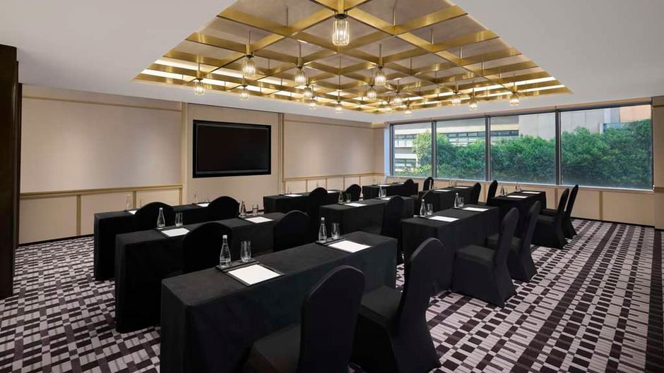 Hilton Shanghai City Center Meeting