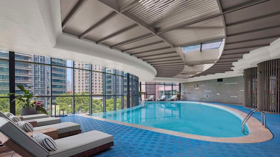 Hilton Shanghai City Center Pool