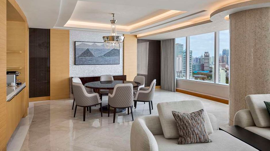 Hilton Shanghai City Center Suite