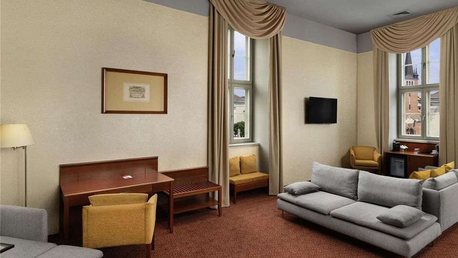 Mercure Magyar Kiraly Hotel Suite