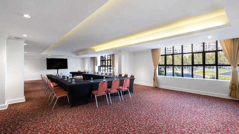 Wyndham Garden Santiago Kennedy Hotel Meeting