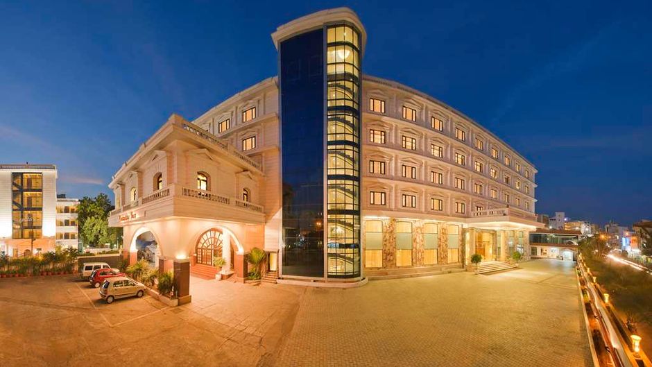 Anandha Inn Exterior