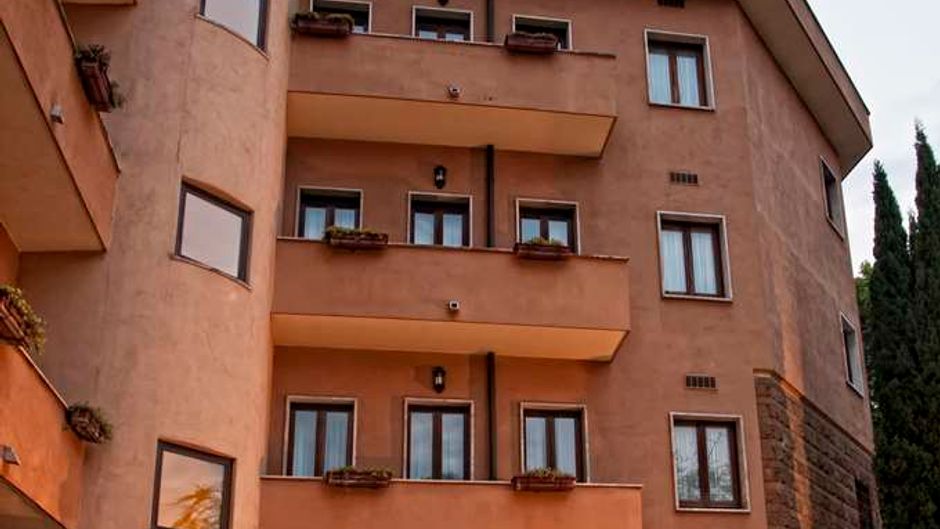 Hotel Cilicia Exterior