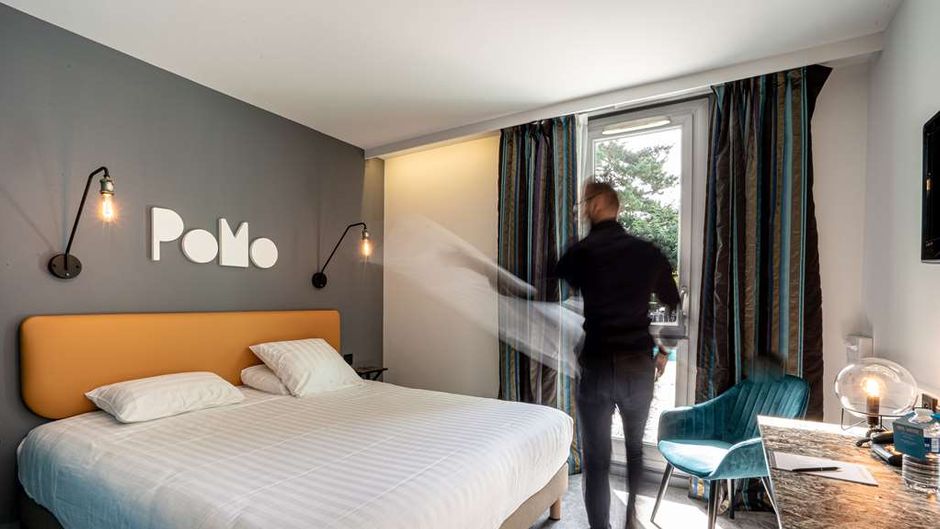 PoMo Hotel & Restaurant Room