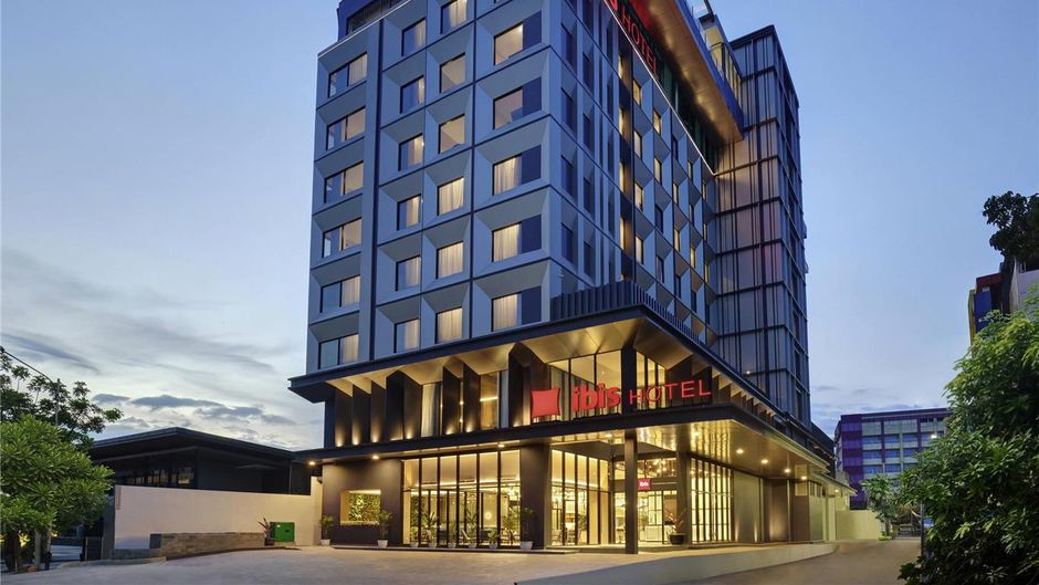 Ibis Palembang Sanggar Exterior