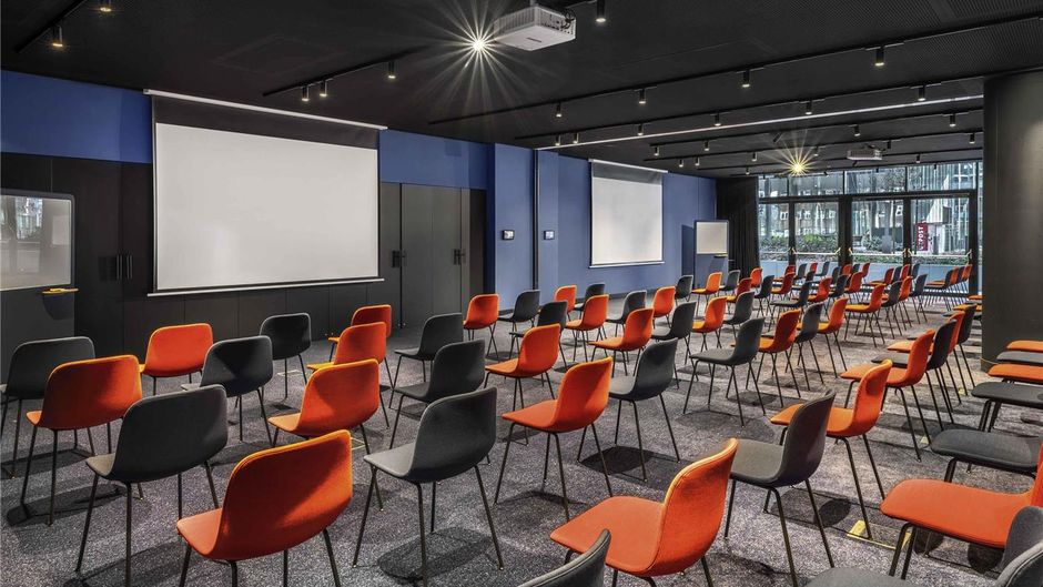 Ibis Budapest Stadium Meeting