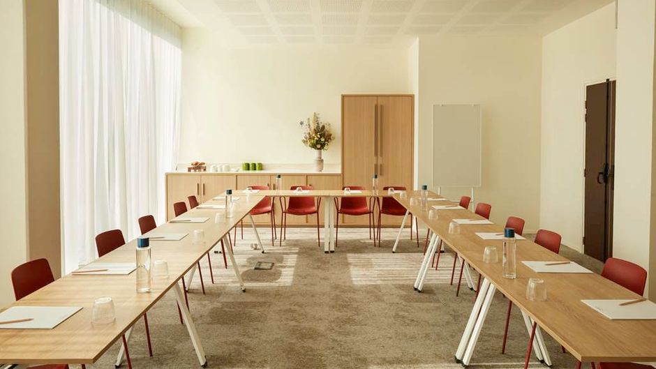 OKKO Hotels Paris Rosa Parks Meeting
