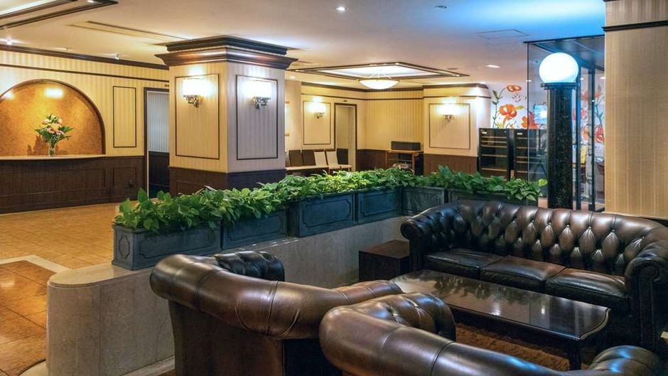 Ramada Encore by Wyndham Amagasaki Lobby