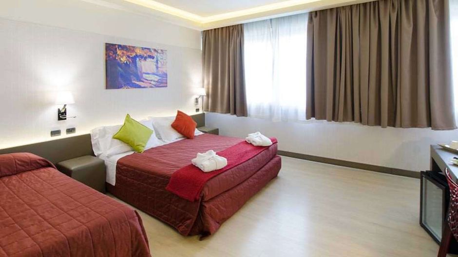 The Gate Hotel Room