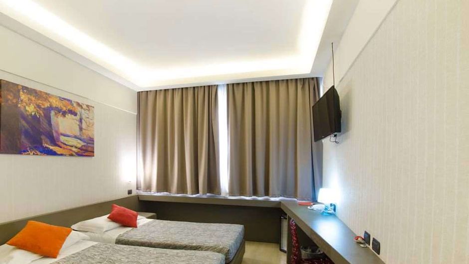 The Gate Hotel Room